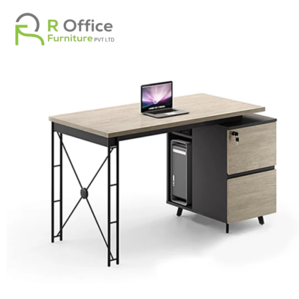 Executive Table ET-137